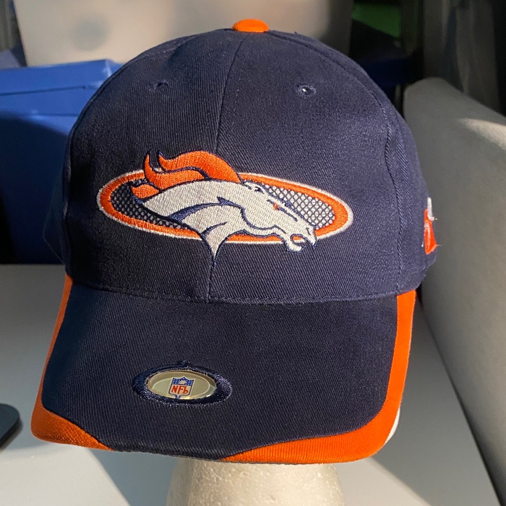 Denver Broncos NFL Vintage Pro Line Men’s Team Navy Blue Adjustable Hat Cap OSFA